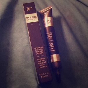 it Bye Bye Under Eye Concealer - Light